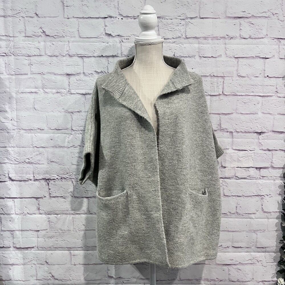 Anthropologie Women's Short‎ Sleeve Open Cardigan Sweater One Size Grey